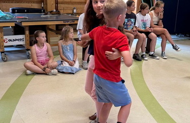 2025-08-27 - Projekt edukacyjno-kulturowy "Skok przez patyki, śmiech przez pokolenia"