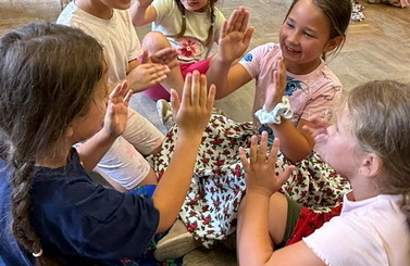2025-08-27 - Projekt edukacyjno-kulturowy "Skok przez patyki, śmiech przez pokolenia"