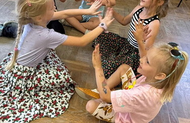 2025-08-27 - Projekt edukacyjno-kulturowy "Skok przez patyki, śmiech przez pokolenia"