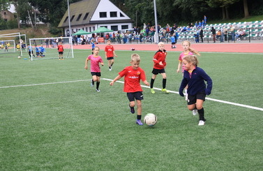 2025-08-32- Turniej piłkarski Fun&amp;Football; Cup na stadionie miejskim cz.1 