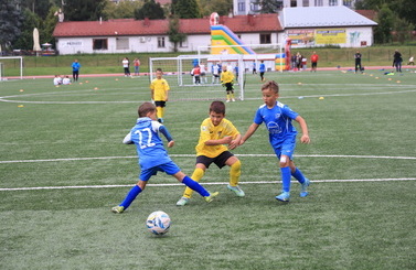 2025-08-32- Turniej piłkarski Fun&amp;Football; Cup na stadionie miejskim cz.1 