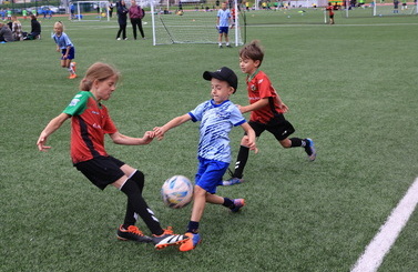 2025-08-32- Turniej piłkarski Fun&amp;Football; Cup na stadionie miejskim cz.1 
