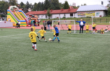 2025-08-32- Turniej piłkarski Fun&amp;Football; Cup na stadionie miejskim cz.1 