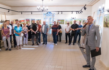 2025-08-28- Wernisaż wystawy Kazimierza Starmacha w Galerii "Pod Aniołem"