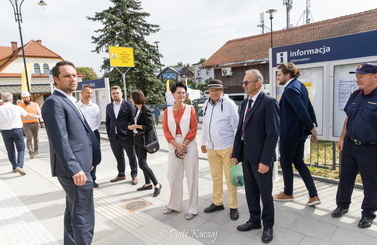 2025-08-29- Pociągi wracają do Rabki-Zdroju! Briefing prasowy na stacji kolejowej w Rabce-Zdroju