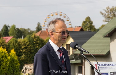 2025-08-29- Pociągi wracają do Rabki-Zdroju! Briefing prasowy na stacji kolejowej w Rabce-Zdroju