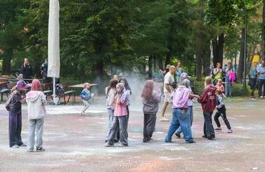 2025-08-31- Eksplozja Kolor&oacute;w w Parku Zdrojowym