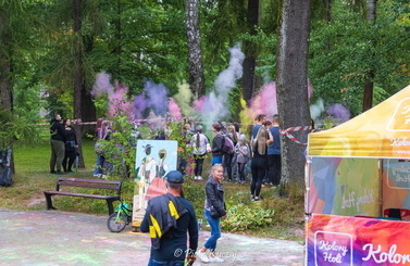 2025-08-31- Eksplozja Kolor&oacute;w w Parku Zdrojowym