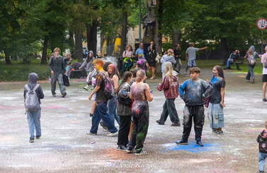 2025-08-31- Eksplozja Kolor&oacute;w w Parku Zdrojowym