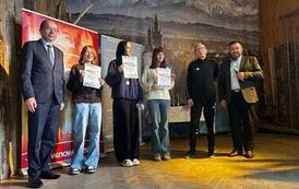 ed6cbdd7402426a5a6ff53cc98ee1f82