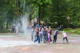 2025-08-31- Eksplozja Kolor&oacute;w w Parku Zdrojowym