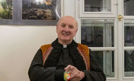 Zdjęcie do Wiecz&oacute;r słowa, wiary i g&oacute;ralskich korzeni w galerii &bdquo;Pod Aniołem&rdquo;