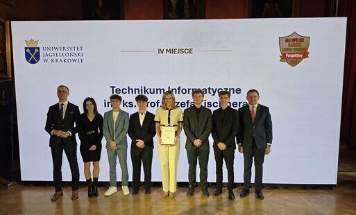 Zdjęcie do Sukces rabczańskiego technikum w Małopolskim Rankingu Lice&oacute;w i Technik&oacute;w