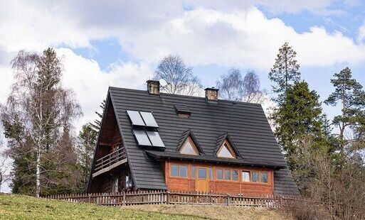 Zdjęcie do Widok, kt&oacute;ry zachwyca. Kamera z Maciejowej pokazuje Tatry i uzdrowisko