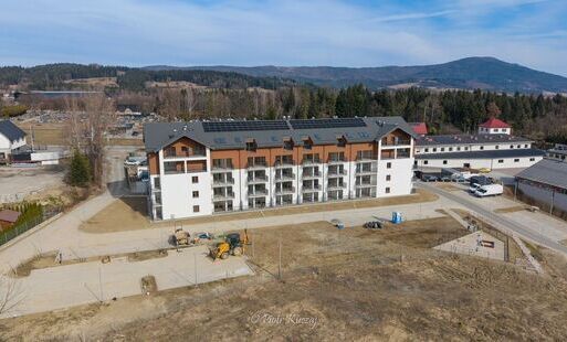 Zdjęcie do Nowe mieszkania w Rabce-Zdroju. Pierwsi lokatorzy odbiorą klucze do bloku SIM