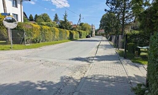 Zdjęcie do Utrudnienia na ulicy Nowy Świat. Drogowcy będą układać nową nawierzchnię