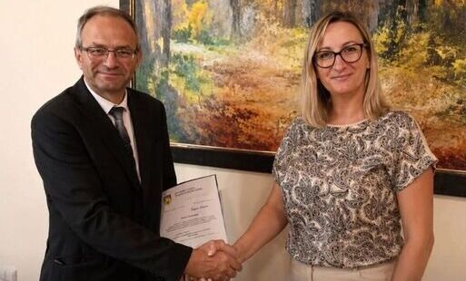 Zdjęcie do Burmistrz powołał nową dyrektor CKSiP. Iwona Gal oficjalnie obejmuje stanowisko