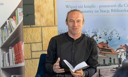 Zdjęcie do &bdquo;Dziady&rdquo; zabrzmiały w Rabce-Zdroju. Narodowe Czytanie z udziałem młodzieży