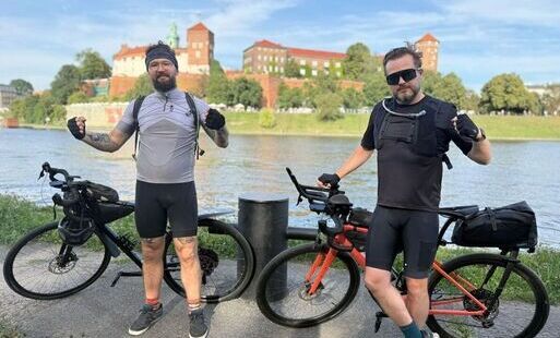 Zdjęcie do Z Rabki przez Bałkany do Aten. Bracia Pieńkos przejechali już 1800 km dla Cancer Fighters